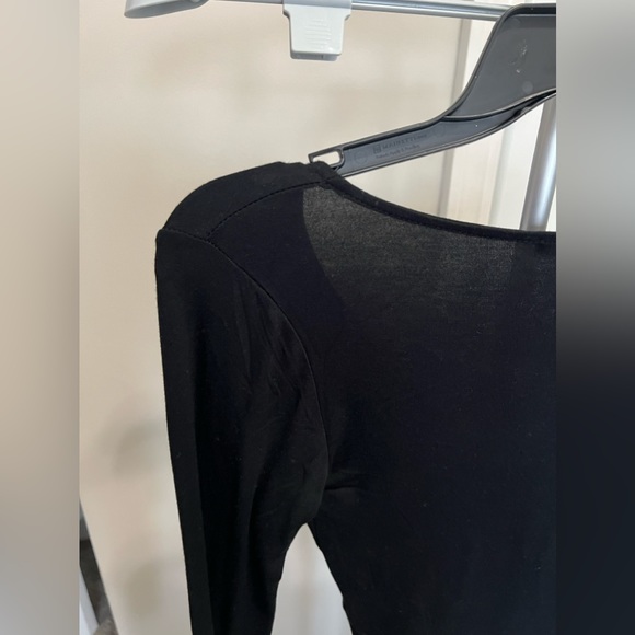 Forever 21 Black Long Sleeve Crossover Crop Top Size Small NWOT - Picture 10 of 11